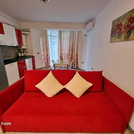 Sea Breeze - Pool & Sauna Gym Heated Pool Apartment